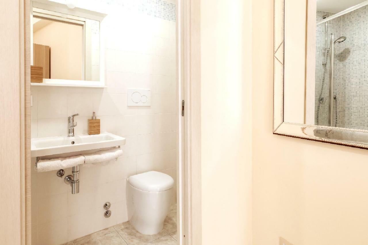 Roma Central Studio Экстерьер фото